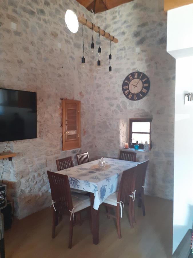 Tsitalia Cottage House Leonídion エクステリア 写真